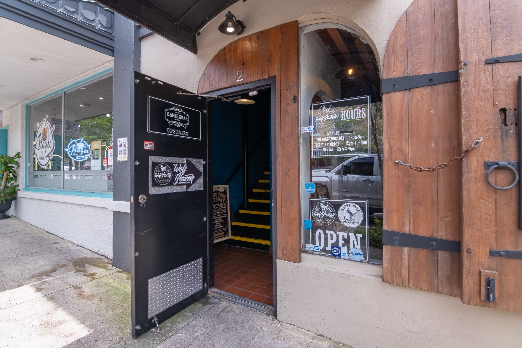 Discover the HandleBar! A Unique Bar in Mount Dora! Erica Diaz Team