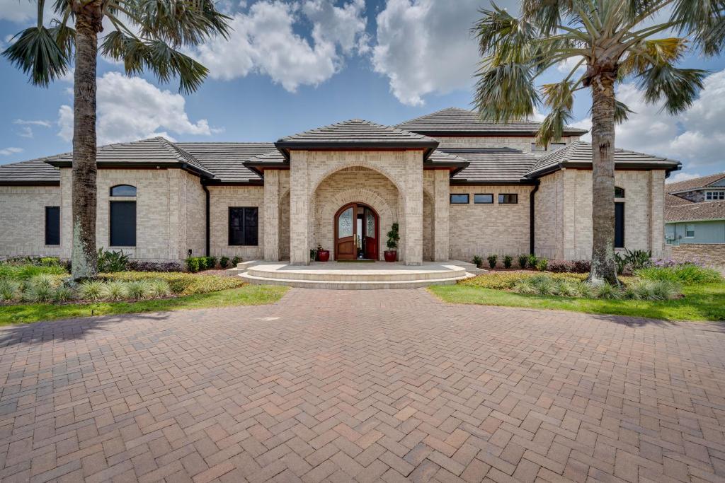 Groveland Real Estate