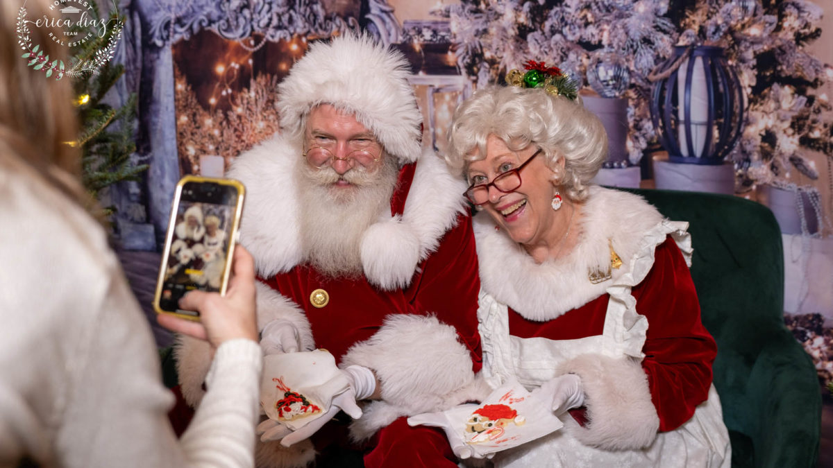 Santa and Mrs. Claus at the Downtown Winter Garden Heritage Museum