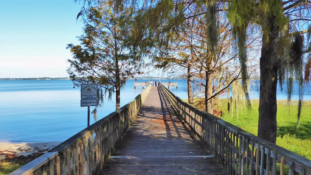 Beautiful-lake-Minneola