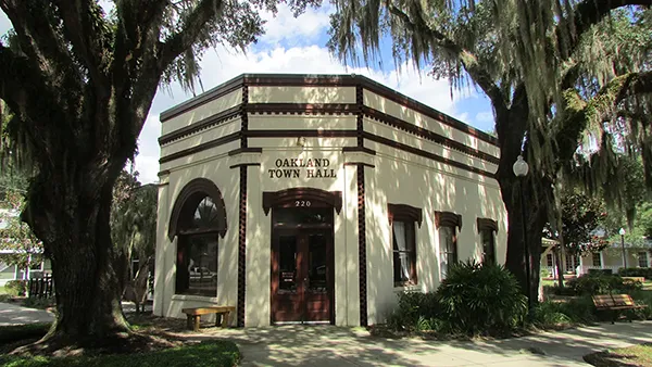 Oakland Florida Town Hall