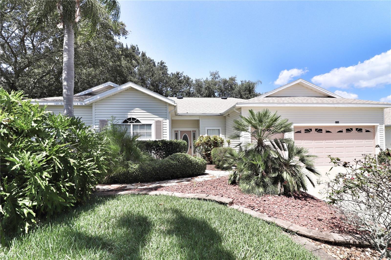 4700 SAWGRASS LAKE CIRCLE, 3 Bedrooms Bedrooms, ,2 BathroomsBathrooms,Residential,For Sale,SAWGRASS LAKE,MFRG5072785