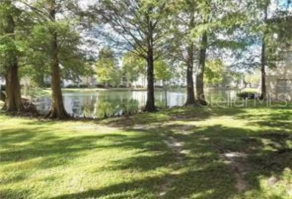 1948 LAKE ATRIUMS CIRCLE, 3 Bedrooms Bedrooms, ,2 BathroomsBathrooms,Residential,For Sale,LAKE ATRIUMS,MFRO6146201