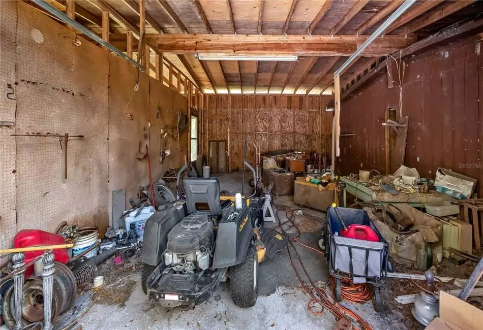 Garage Out building stall with concrete floor