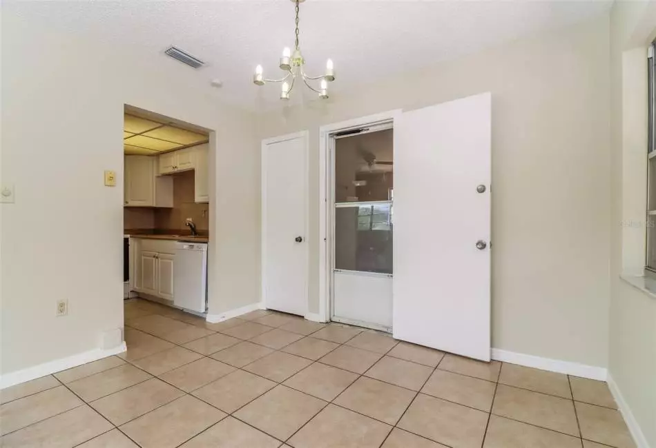 1948 OAKLAND PARK DRIVE, 3 Bedrooms Bedrooms, ,2 BathroomsBathrooms,Residential,For Sale,OAKLAND PARK,MFRO6172184