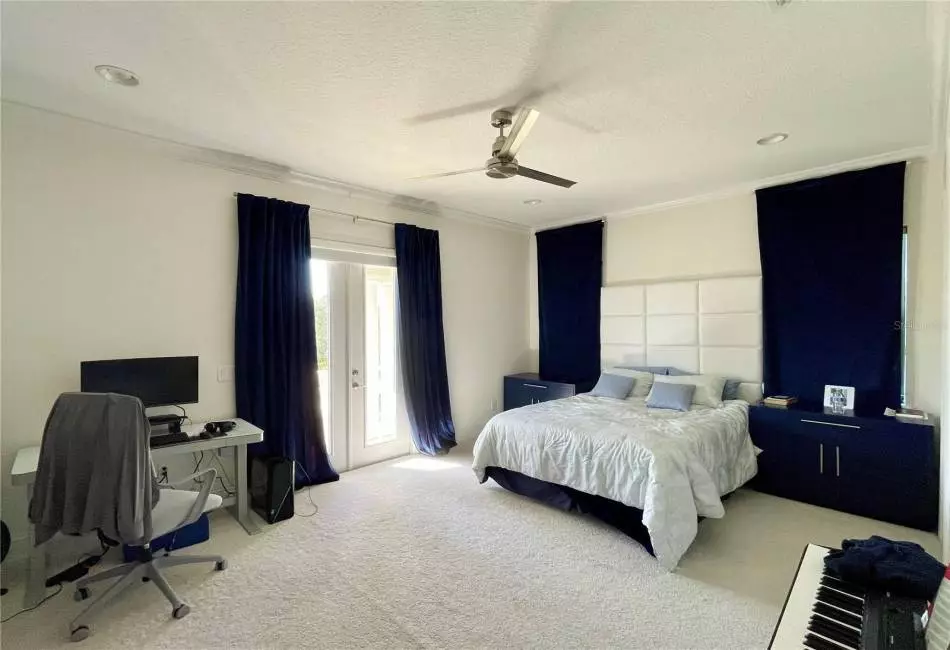 Bedroom en-suite 1