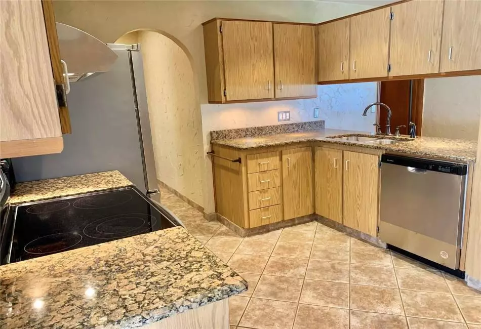Updated Kitchen with Stainless Steel Appliances & walk in Pantry