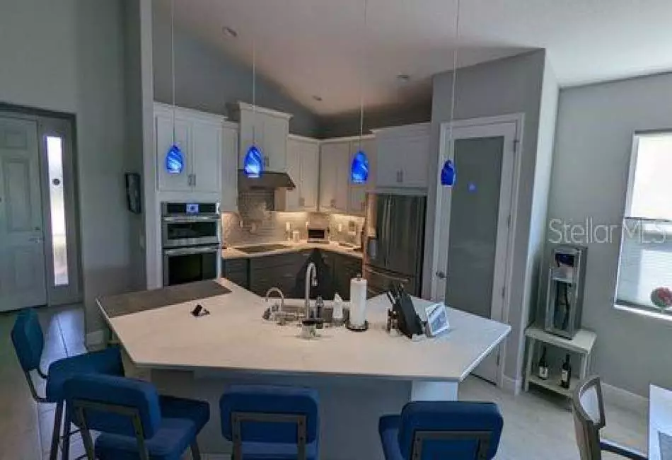 Kitchen Counter Seating