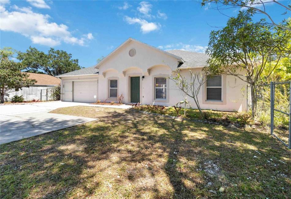 606 FLORIDIAN DRIVE, 3 Bedrooms Bedrooms, ,2 BathroomsBathrooms,Residential,For Sale,FLORIDIAN,MFRO6198002