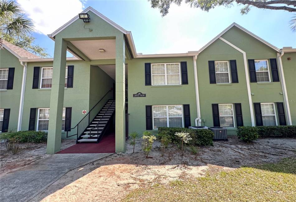 2077 DIXIE BELLE DRIVE, 2 Bedrooms Bedrooms, ,2 BathroomsBathrooms,Residential,For Sale,DIXIE BELLE,MFRO6200092