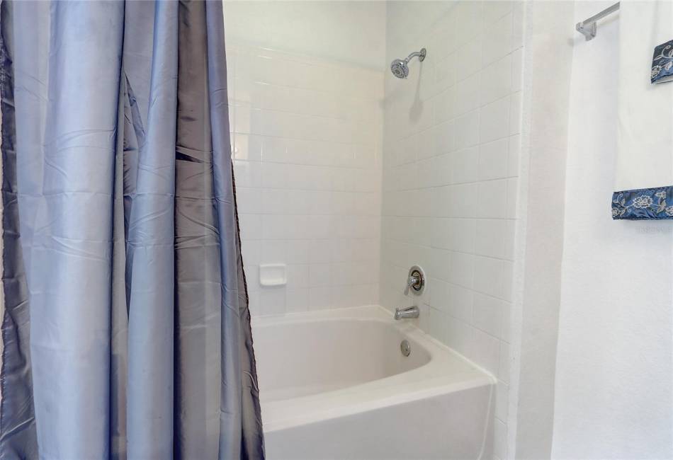 2550 GRAND CENTRAL PARKWAY, 2 Bedrooms Bedrooms, ,2 BathroomsBathrooms,Residential,For Sale,GRAND CENTRAL,MFRO6209227