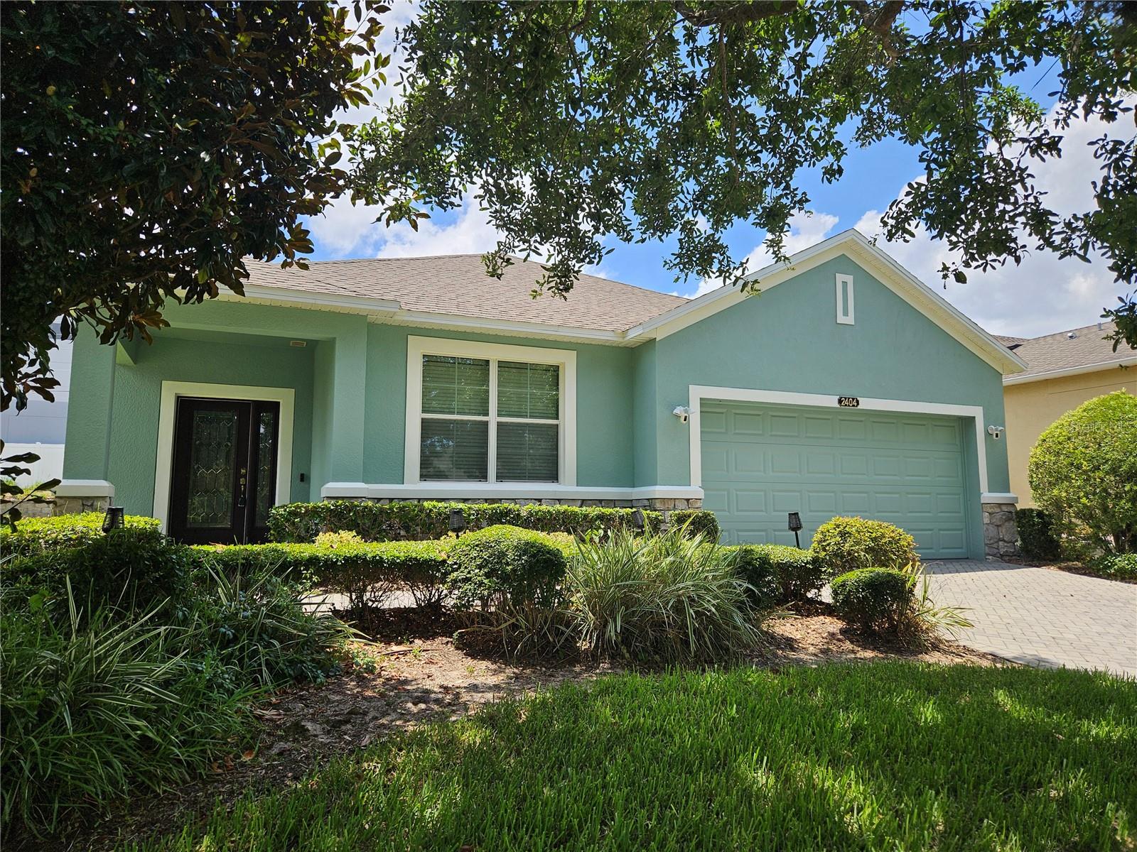 2404 PICKFORD CIRCLE, 4 Bedrooms Bedrooms, ,2 BathroomsBathrooms,Residential,For Sale,PICKFORD,MFRR4908027